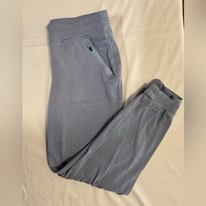 Women’s Jaanuu 9 Pocket Scrub Pant Lg, heather blue